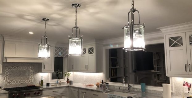 How to Light a Kitchen Island – 5 Great Tips