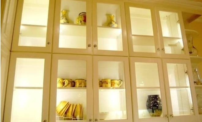 6 Types Of Kitchen Accent Lighting, Display Cabinet Lighting Ideas